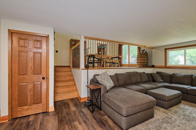 2287 Timberidge Lane SE, Rochester, MN 55904