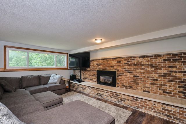 2287 Timberidge Lane SE, Rochester, MN 55904