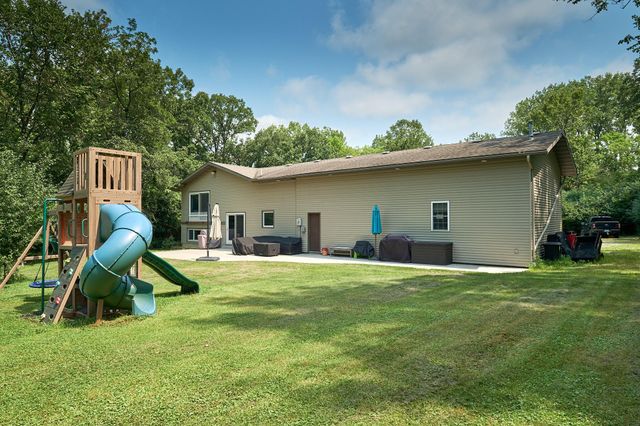 2287 Timberidge Lane SE, Rochester, MN 55904