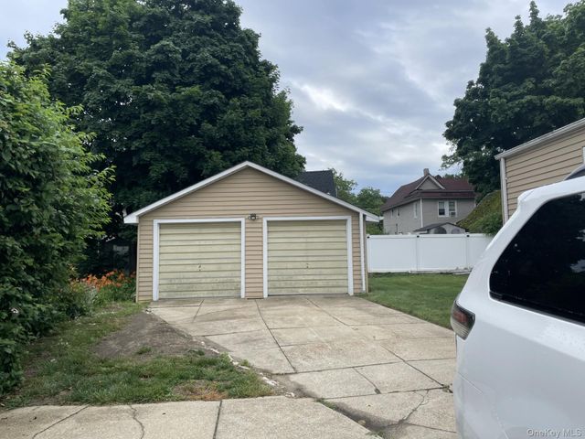 248 Denton Avenue 1, Lynbrook, NY 11563