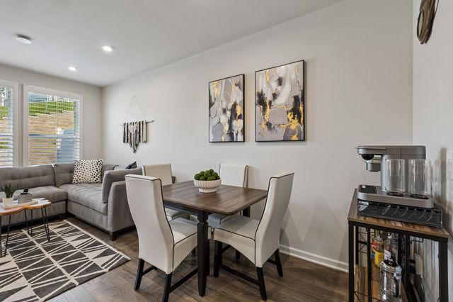 5088 Dayflower Dr, Hermitage, TN 37076