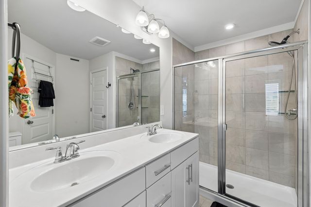 5088 Dayflower Dr, Hermitage, TN 37076