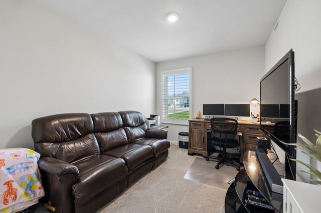 5088 Dayflower Dr, Hermitage, TN 37076