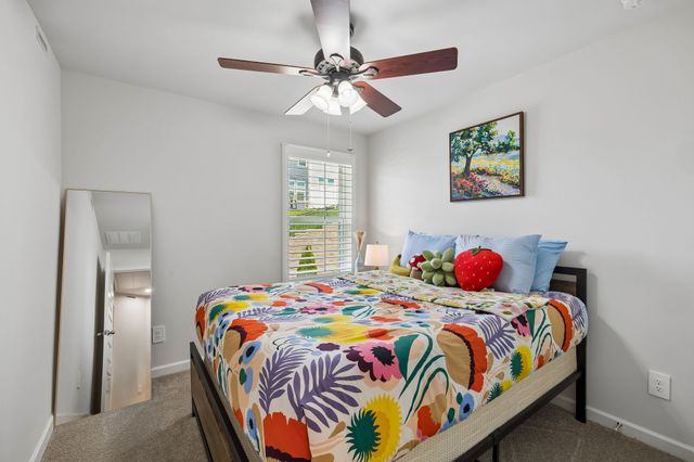 5088 Dayflower Dr, Hermitage, TN 37076