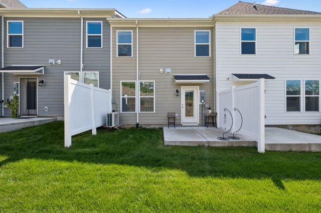 5088 Dayflower Dr, Hermitage, TN 37076