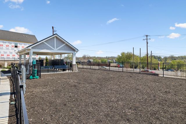 5088 Dayflower Dr, Hermitage, TN 37076