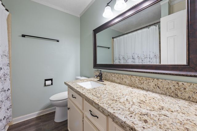 3805 Windridge Drive, Bryan, TX 77802