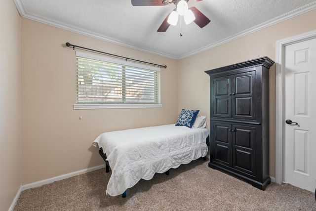 3805 Windridge Drive, Bryan, TX 77802