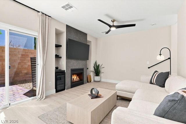 232 Friendly Court, Henderson, NV 89052
