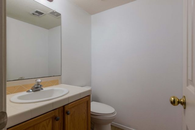 4015 Arapahoe Avenue NW, Albuquerque, NM 87114