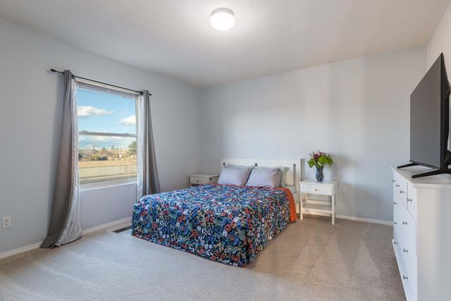 4015 Arapahoe Avenue NW, Albuquerque, NM 87114