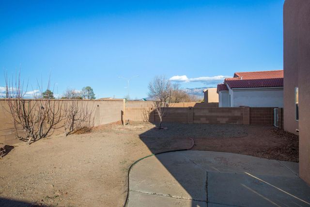 4015 Arapahoe Avenue NW, Albuquerque, NM 87114
