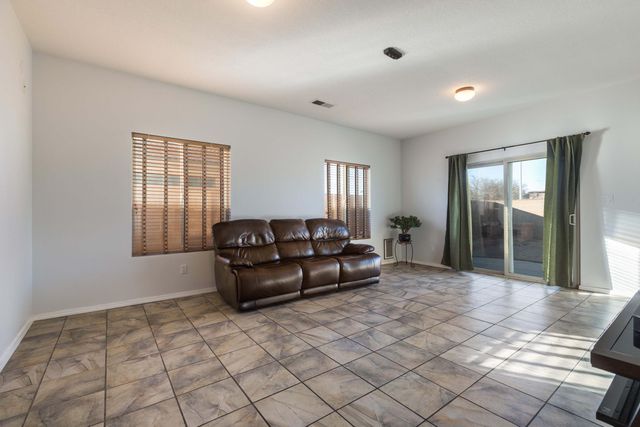 4015 Arapahoe Avenue NW, Albuquerque, NM 87114