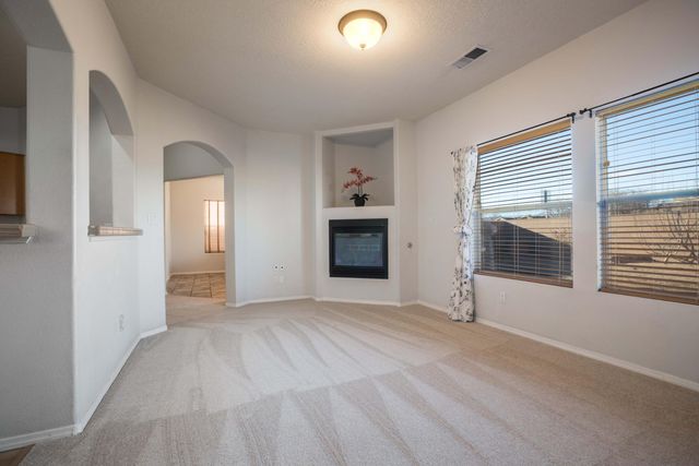 4015 Arapahoe Avenue NW, Albuquerque, NM 87114