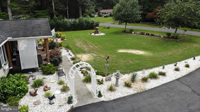 8029 FLIPPO DR, Fredericksburg, VA 22408