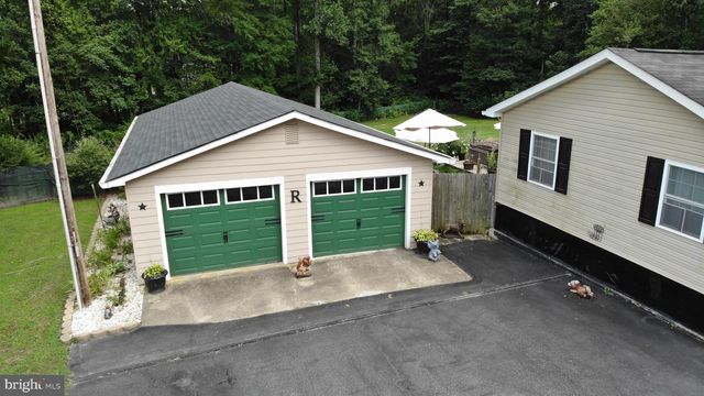 8029 FLIPPO DR, Fredericksburg, VA 22408