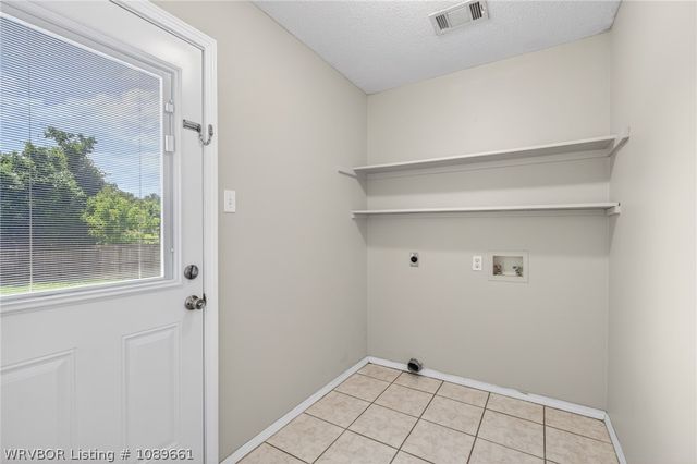 1603 Eastgate Circle, Greenwood, AR 72936