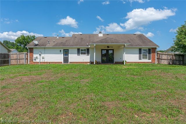 1603 Eastgate Circle, Greenwood, AR 72936