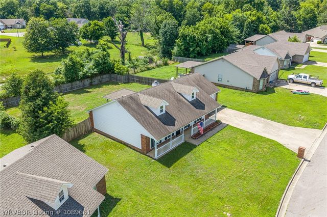 1603 Eastgate Circle, Greenwood, AR 72936