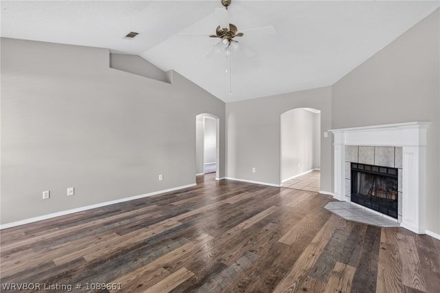 1603 Eastgate Circle, Greenwood, AR 72936
