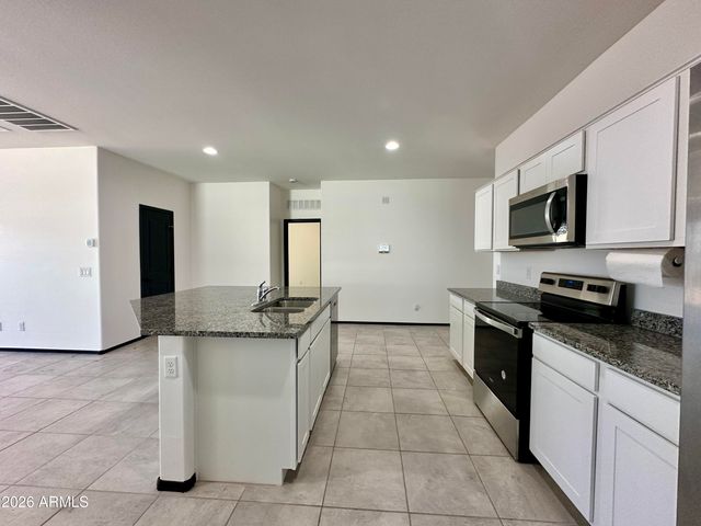 1167 W Castle Court, Casa Grande, AZ 85122