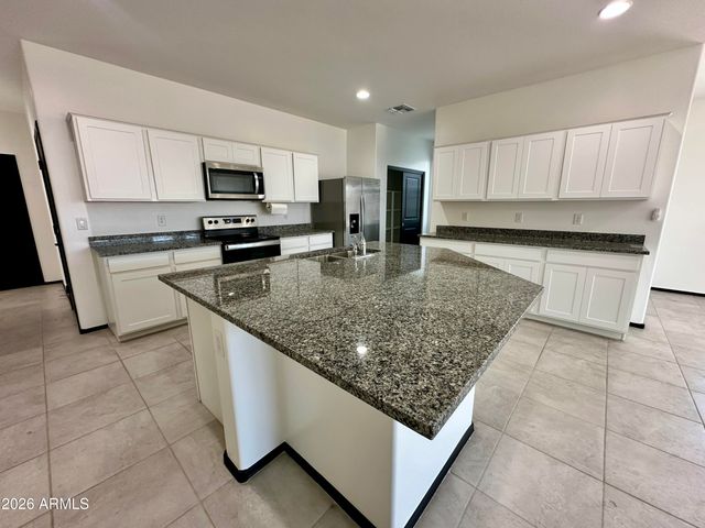 1167 W Castle Court, Casa Grande, AZ 85122