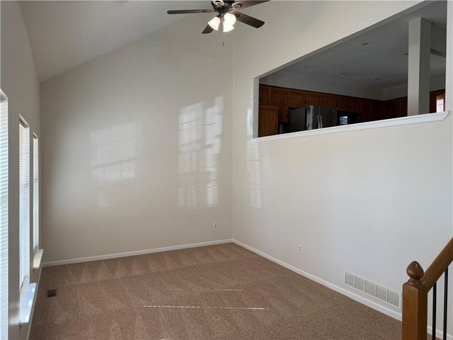 2212 S 19th Terrace, Leavenworth, KS 66048