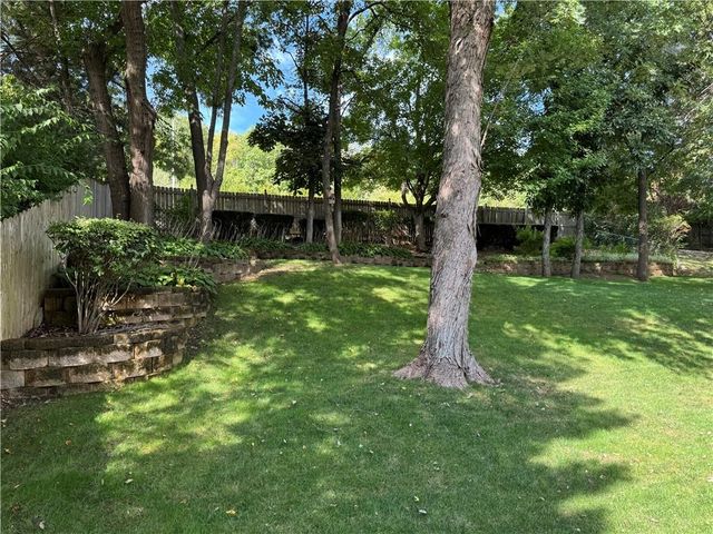 2212 S 19th Terrace, Leavenworth, KS 66048