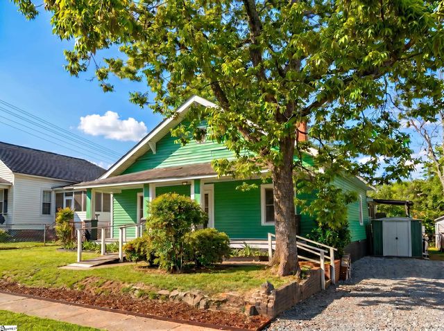 3 Piedmont Avenue, Greenville, SC 29611