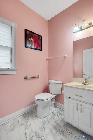 515 Cobblestone Dr, Hopewell, VA 23860