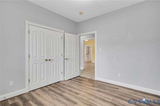 515 Cobblestone Dr, Hopewell, VA 23860