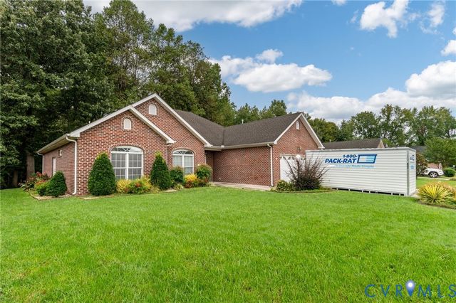 515 Cobblestone Dr, Hopewell, VA 23860