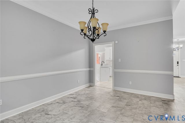 515 Cobblestone Dr, Hopewell, VA 23860