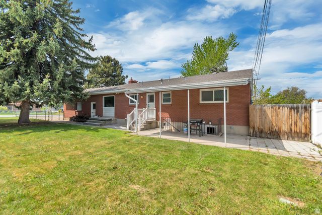 8947 S 500 E, Sandy, UT 84070