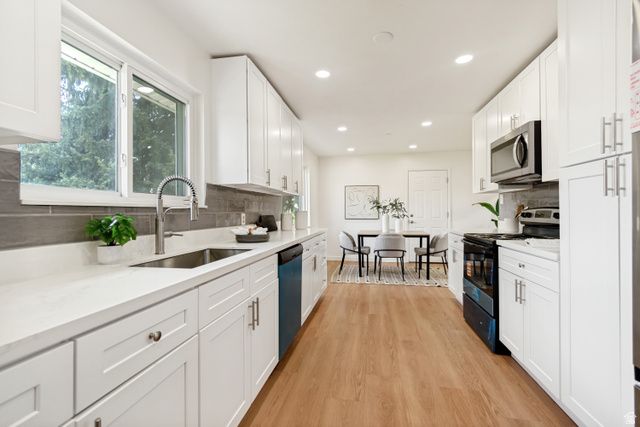 8947 S 500 E, Sandy, UT 84070