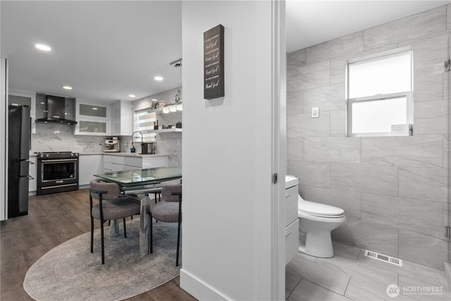 6098 Pacific Heights Drive, Ferndale, WA 98248