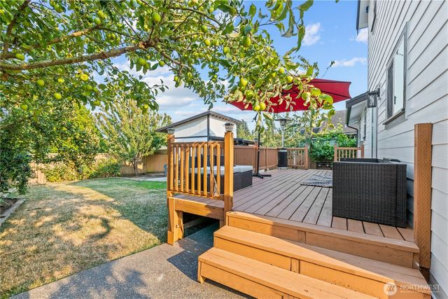 6098 Pacific Heights Drive, Ferndale, WA 98248