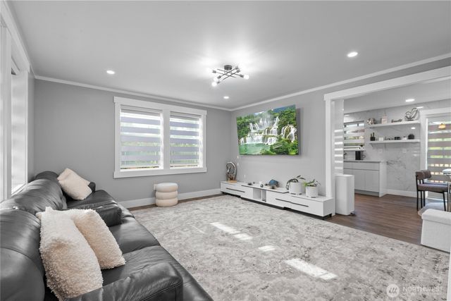 6098 Pacific Heights Drive, Ferndale, WA 98248