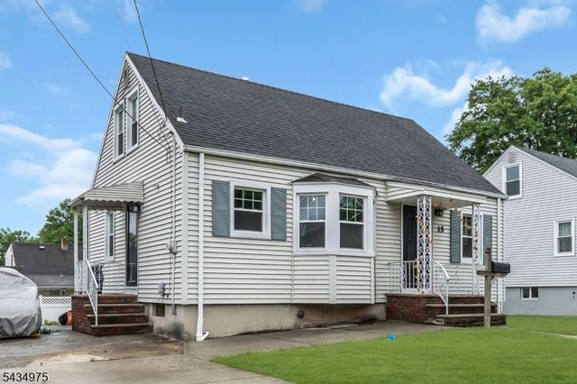 15 Winston Dr, Woodbridge Twp., NJ 07095