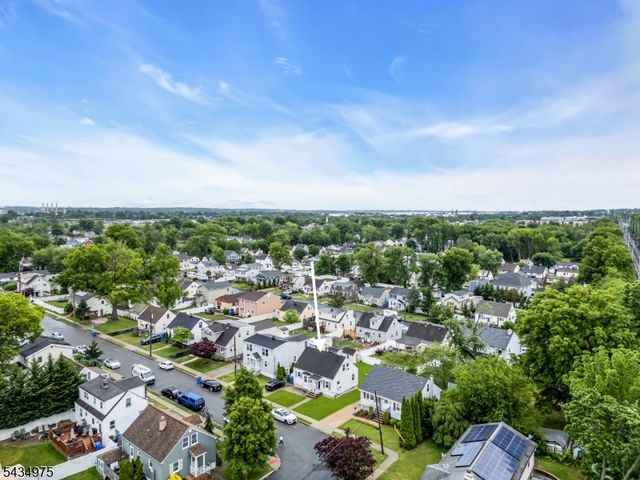 15 Winston Dr, Woodbridge Twp., NJ 07095