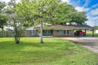 402 E Smith Street, Brazoria, TX 77422