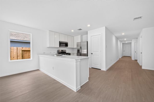 25568 Rose Creek Drive, Cleveland, TX 77328