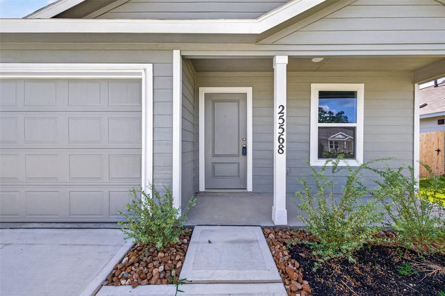 25568 Rose Creek Drive, Cleveland, TX 77328