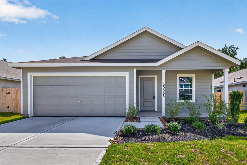 25568 Rose Creek Drive, Cleveland, TX 77328
