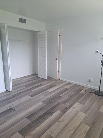 4164 NW 90TH Avenue 102, Coral Springs, FL 33065