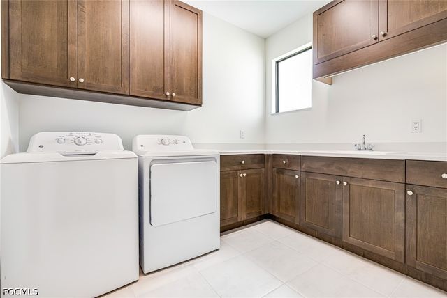 21120 Teak Tree TER, Estero, FL 33928