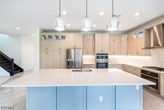 21120 Teak Tree TER, Estero, FL 33928