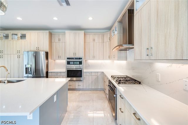 21120 Teak Tree TER, Estero, FL 33928