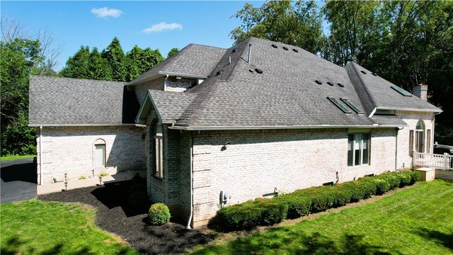 413 Bartell Lane, Webster, NY 14580
