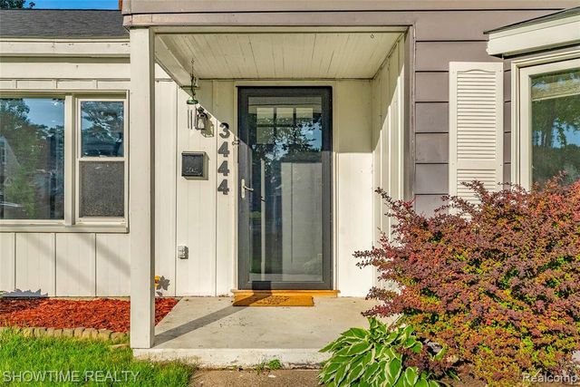 3444 Maple Street, Port Huron, MI 48060